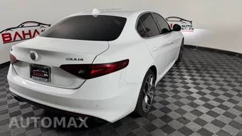 2019 Alfa Romeo Giulia Ti – miniatura 8
