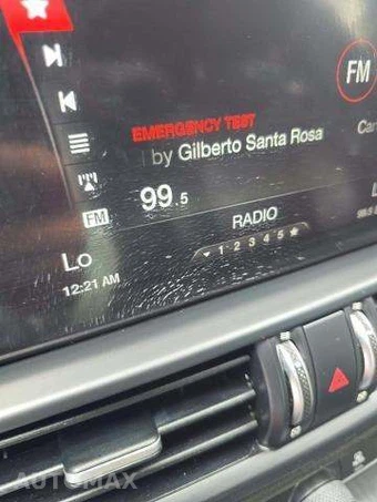 2019 Alfa Romeo Giulia – miniatura 4