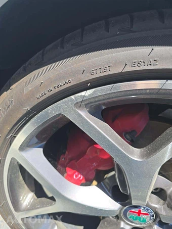 2019 Alfa Romeo Giulia – miniatura 27