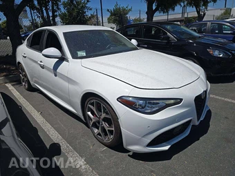 2019 Alfa Romeo Giulia – miniatura 4