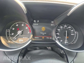 2019 Alfa Romeo Giulia - miniatura 9