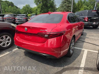 2019 Alfa Romeo Giulia – miniatura 3
