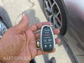 2019 Alfa Romeo Giulia - miniatura 8