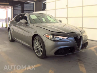 2019 Alfa Romeo Giulia – miniatura 3