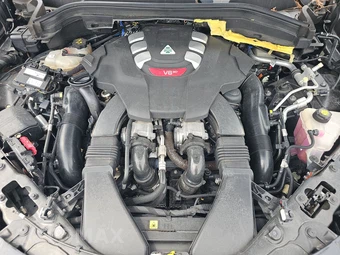 2019 Alfa Romeo Stelvio Quadrifoglio - miniatura 15