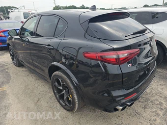 2019 Alfa Romeo Stelvio Quadrifoglio - miniatura 6