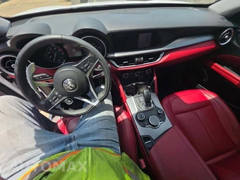 2019 Alfa Romeo Stelvio Sport – miniatura 10