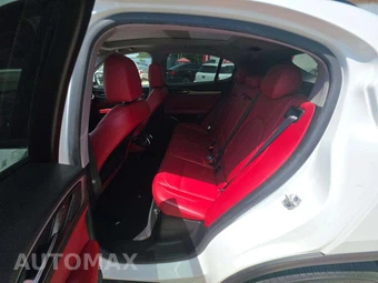 2019 Alfa Romeo Stelvio Sport – miniatura 13