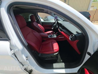 2019 Alfa Romeo Stelvio Sport – miniatura 18