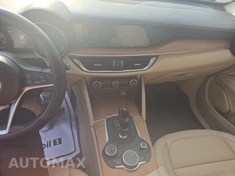 2019 Alfa Romeo Stelvio Ti Lusso – miniatura 11