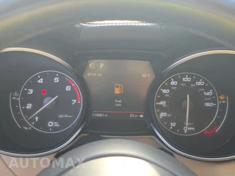 2019 Alfa Romeo Stelvio Ti Lusso – miniatura 12