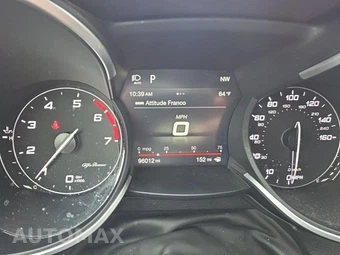 2019 Alfa Romeo Stelvio Ti Sport – miniatura 11