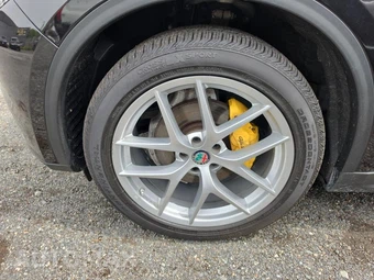 2019 Alfa Romeo Stelvio Ti Sport – miniatura 14