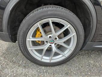 2019 Alfa Romeo Stelvio Ti Sport – miniatura 16