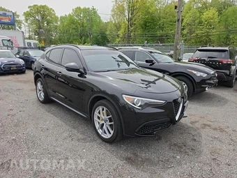 2019 Alfa Romeo Stelvio Ti Sport – miniatura 3