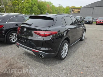 2019 Alfa Romeo Stelvio Ti Sport – miniatura 4