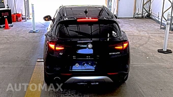 2019 Alfa Romeo Stelvio Ti Sport – miniatura 5