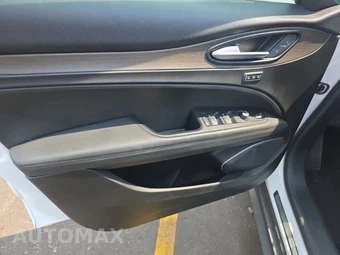 2019 Alfa Romeo Stelvio Ti - miniatura 9