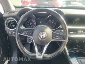 2019 Alfa Romeo Stelvio Ti – miniatura 10