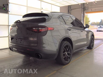 2019 Alfa Romeo Stelvio Ti – miniatura 4