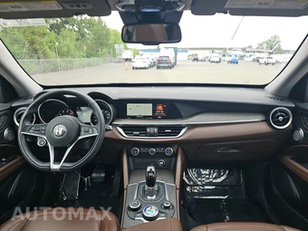 2019 Alfa Romeo Stelvio Ti – miniatura 11