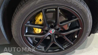 2019 Alfa Romeo Stelvio Ti – miniatura 27