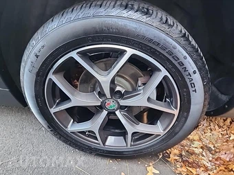 2019 Alfa Romeo Stelvio Ti – miniatura 11
