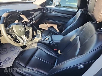 2019 Alfa Romeo Stelvio Ti – miniatura 13