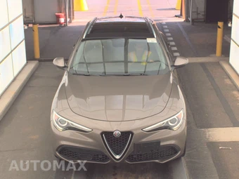 2019 Alfa Romeo Stelvio Ti – miniatura 2
