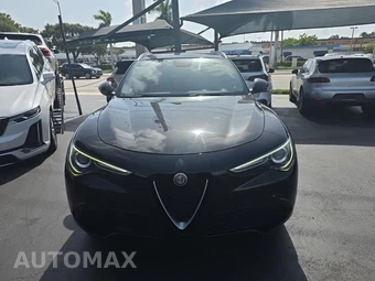 2019 Alfa Romeo Stelvio Ti – miniatura 2