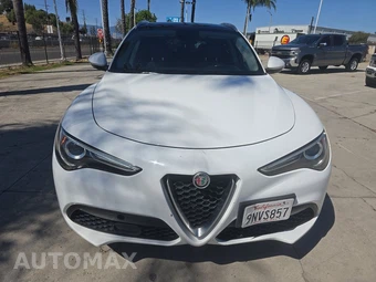 2019 Alfa Romeo Stelvio – miniatura 2