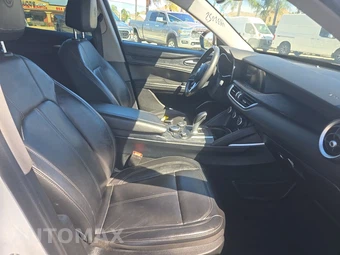 2019 Alfa Romeo Stelvio – miniatura 8