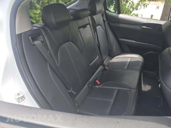 2019 Alfa Romeo Stelvio – miniatura 16