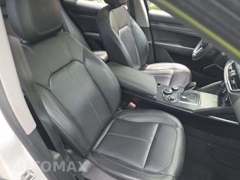 2019 Alfa Romeo Stelvio – miniatura 18