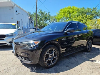 2019 Alfa Romeo Stelvio – miniatura 10