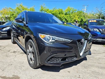 2019 Alfa Romeo Stelvio – miniatura 14