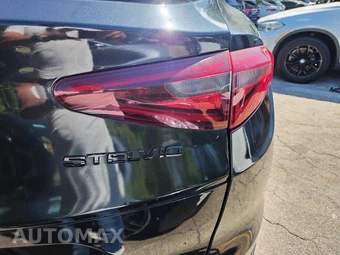 2019 Alfa Romeo Stelvio – miniatura 19