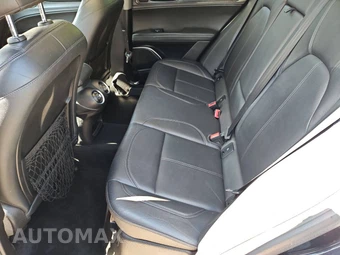 2019 Alfa Romeo Stelvio – miniatura 35