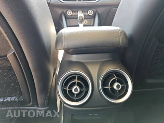 2019 Alfa Romeo Stelvio – miniatura 40
