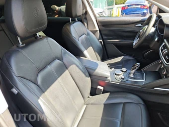 2019 Alfa Romeo Stelvio – miniatura 50