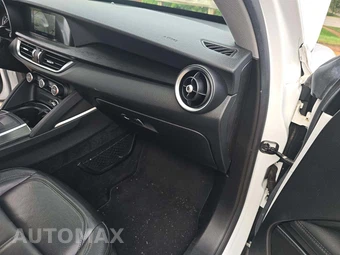 2019 Alfa Romeo Stelvio - miniatura 15