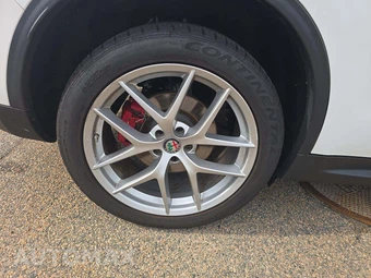 2019 Alfa Romeo Stelvio - miniatura 17