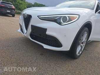 2019 Alfa Romeo Stelvio - miniatura 18