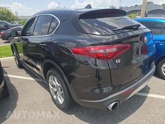 2019 Alfa Romeo Stelvio – miniatura 2