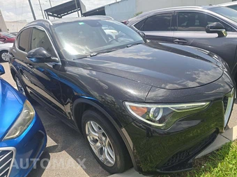 2019 Alfa Romeo Stelvio – miniatura 4