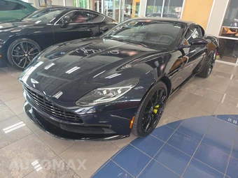 2019 Aston Martin DB11 AMR Coupe