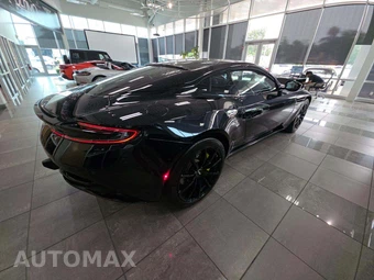 2019 Aston Martin DB11 AMR Coupe - miniatura 3