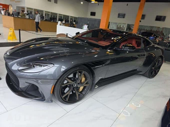 2019 Aston Martin DBS Superleggera Coupe