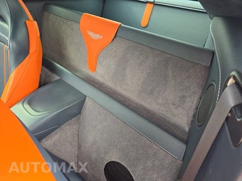 2019 Aston Martin Vantage - miniatura 13