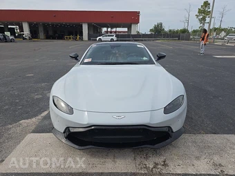 2019 Aston Martin Vantage - miniatura 2